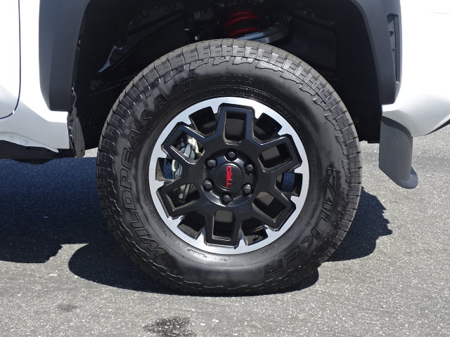 New 2026 Toyota Tacoma TRD Off-Road AWD/4WD image 4