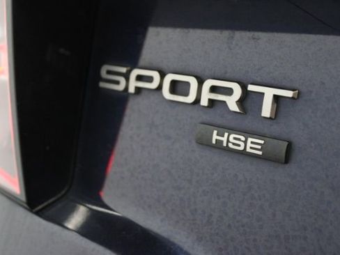 Used 2019 Land Rover Discovery Sport HSE Luxury image 8