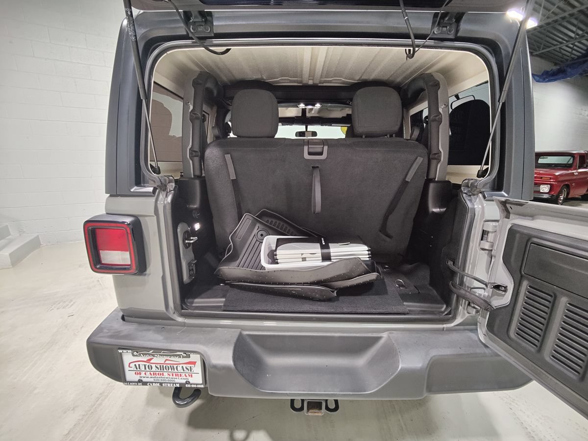 Used 2022 Jeep Wrangler Sport AWD/4WD image 9