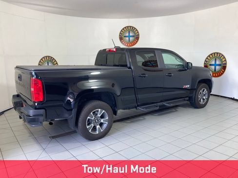 Used 2021 Chevrolet Colorado Z71 w/ Z71 Midnight Edition AWD/4WD image 17