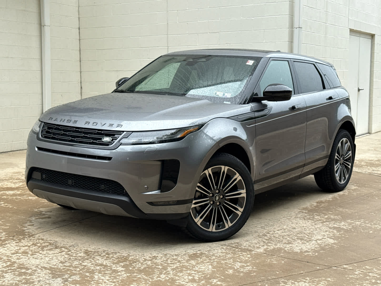 Used 2026 Land Rover Range Rover Evoque S AWD/4WD image 1