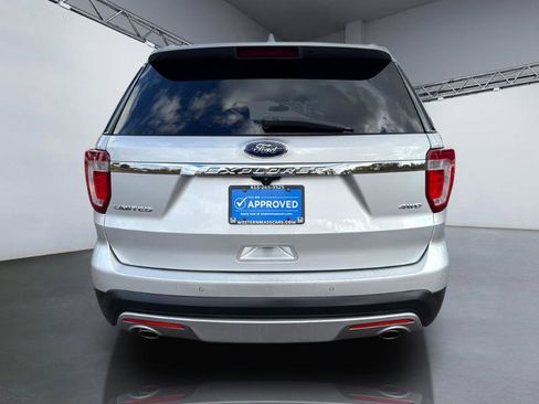 Used 2017 Ford Explorer Limited image 5