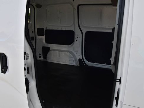 Used 2017 Nissan NV200 S w/ Back Door Glass Package FWD image 11