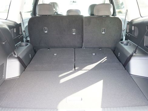 New 2026 Hyundai Ioniq 9 SE image 12