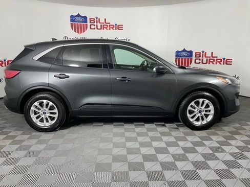 Certified 2020 Ford Escape SE image 2