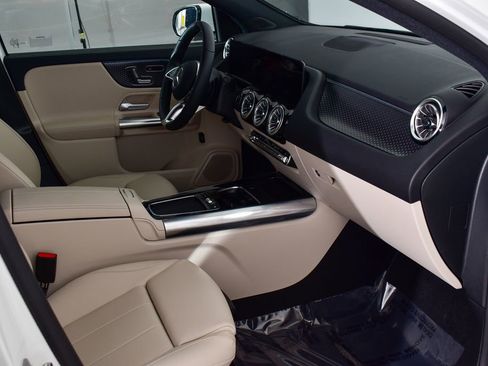 Used 2026 Mercedes-Benz GLA 250 4MATIC image 27