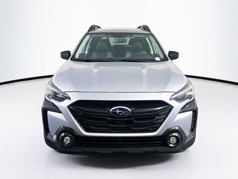 Used 2025 Subaru Outback Onyx Edition AWD/4WD image 2