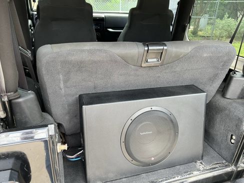 Used 2006 Jeep Wrangler Rubicon image 36