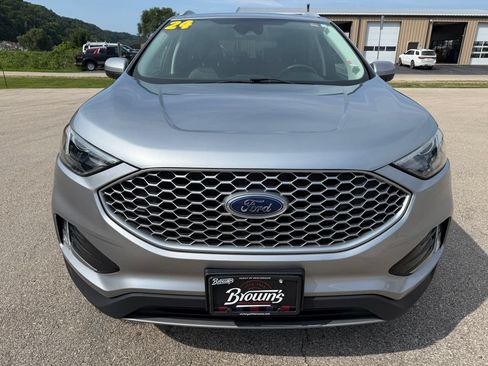 Used 2024 Ford Edge SEL w/ Convenience Package AWD/4WD image 2