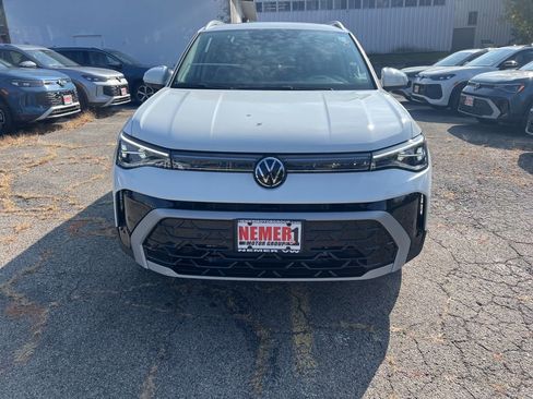 New 2025 Volkswagen Taos SEL image 2