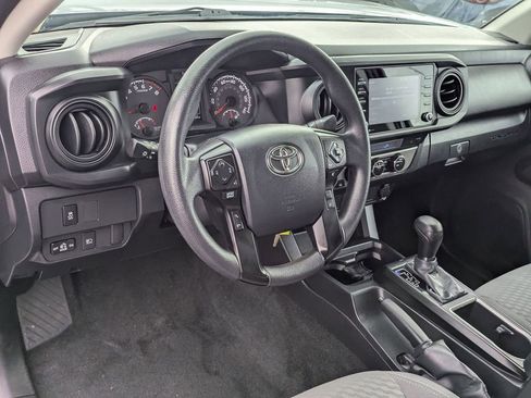 Used 2023 Toyota Tacoma TRD Sport image 4