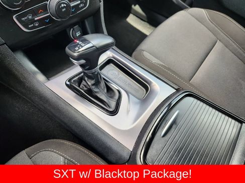 Used 2020 Dodge Charger SXT w/ Blacktop Package RWD image 27