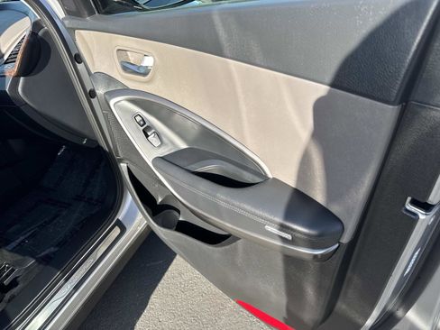 Used 2019 Hyundai Santa Fe XL image 26