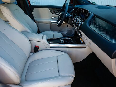 New 2026 Mercedes-Benz GLA 250 4MATIC image 16