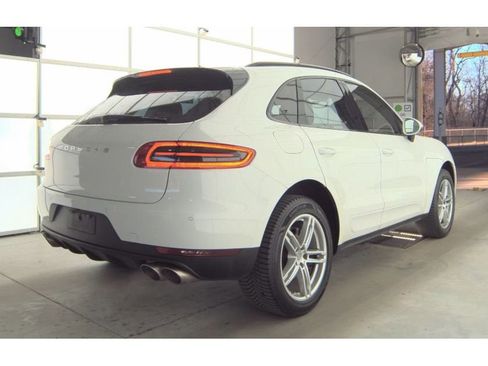 Used 2018 Porsche Macan S image 6