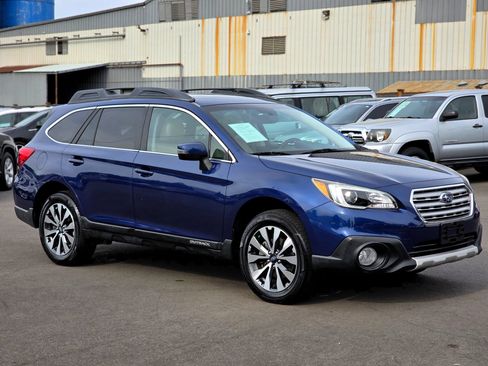 Used 2015 Subaru Outback 2.5i Limited AWD/4WD image 1
