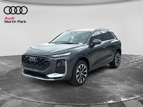 New 2026 Audi Q3 quattro 2.0T AWD/4WD image 3