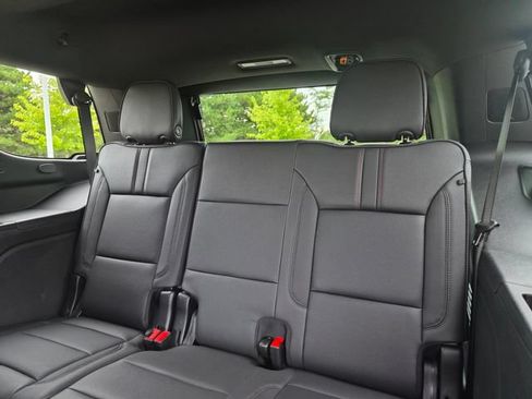 Used 2026 Chevrolet Tahoe RST w/ Comfort Package AWD/4WD image 34