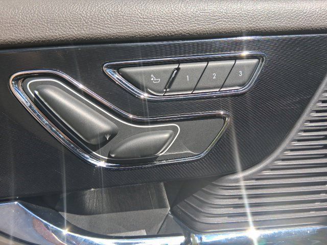 Used 2022 Lincoln Corsair AWD w/ Premium Package image 12