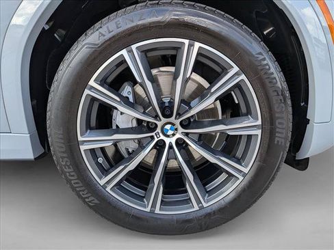 Used 2026 BMW X6 xDrive40i AWD/4WD image 24