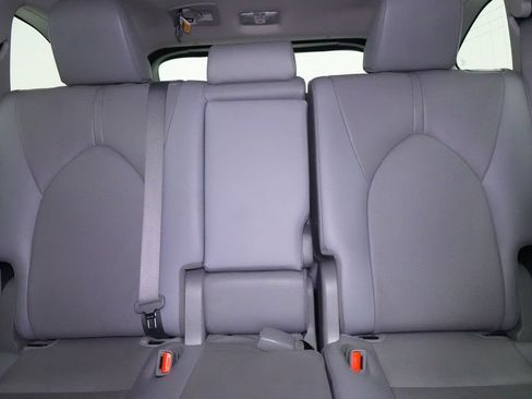 Used 2020 Toyota Highlander Limited AWD/4WD image 19