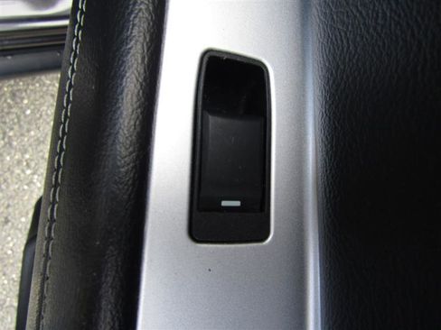 Used 2017 Jeep Compass Latitude image 35