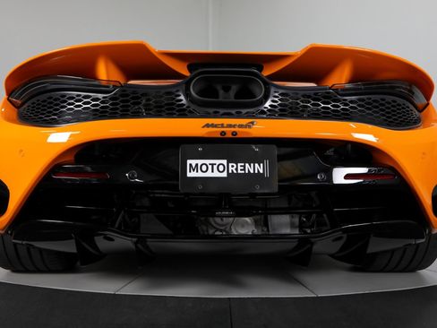 Used 2026 McLaren 750S Spider RWD image 26