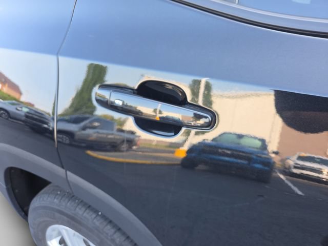 Used 2024 GMC Terrain SLE w/ LPO, Floor Liner Package FWD image 39