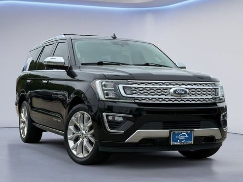 Used 2019 Ford Expedition Platinum RWD image 1