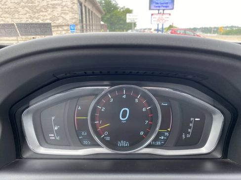 Used 2015 Volvo XC60 T6 Premier Plus AWD/4WD image 24