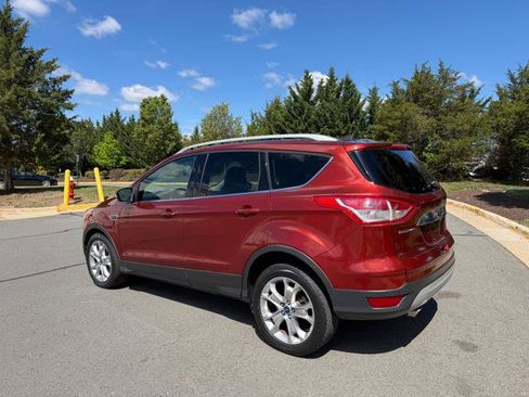 Used 2014 Ford Escape Titanium w/ Equipment Group 401A AWD/4WD image 4