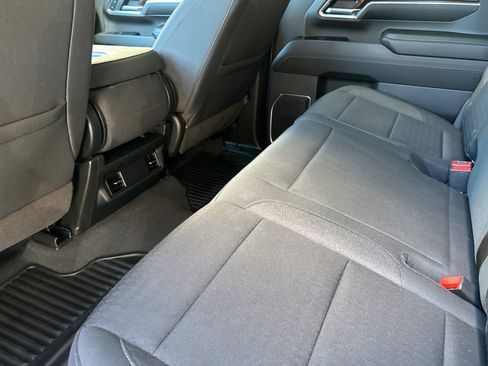 Used 2024 Chevrolet Silverado 2500 LT image 13