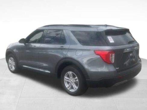 Certified 2023 Ford Explorer XLT w/ Equipment Group 202A AWD/4WD image 8