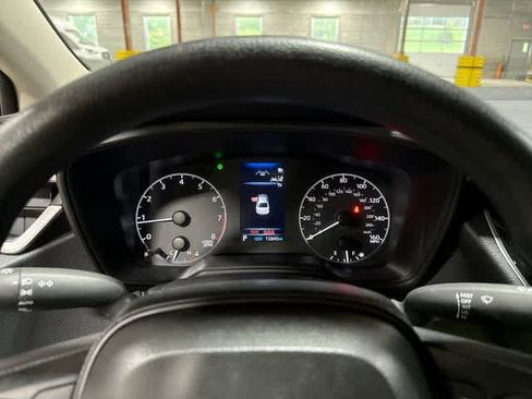 Used 2025 Toyota Corolla LE FWD image 30