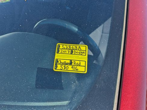 Used 2017 Dodge Challenger GT w/ Technology Group image 28