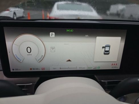 Used 2024 Genesis GV60 Performance image 17