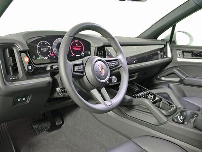 Certified 2025 Porsche Cayenne