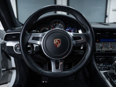 Used 2015 Porsche 911 GT3 RWD image 19