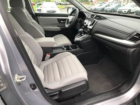 Used 2017 Honda CR-V LX image 11