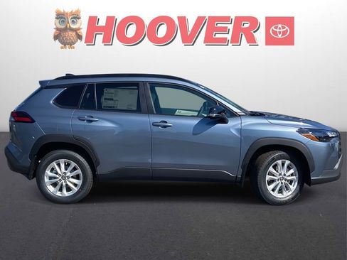 New 2026 Toyota Corolla Cross LE image 2