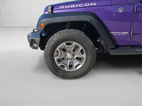 Used 2018 Jeep Wrangler Unlimited Rubicon w/ Cold Weather Group image 23