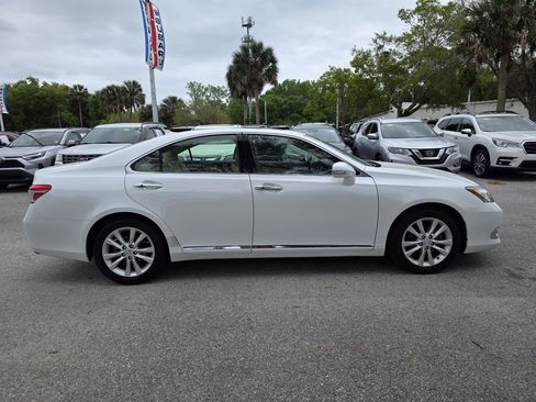 Used 2011 Lexus ES 350 FWD image 2