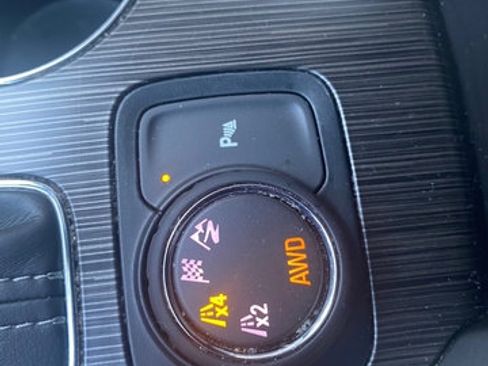 Used 2019 GMC Acadia SLT image 28