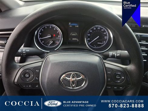 Used 2019 Toyota Camry LE image 20