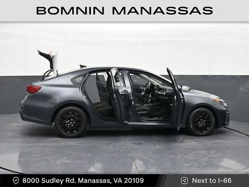 Used 2019 Kia Forte FE image 38