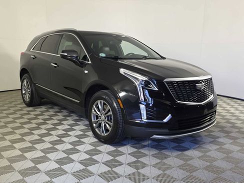 Used 2021 Cadillac XT5 Premium Luxury image 2