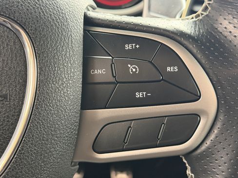 Used 2022 Dodge Challenger SRT Hellcat w/ Plus Package image 13