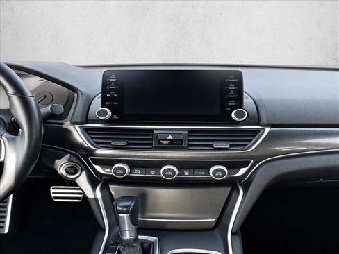 Used 2019 Honda Accord Sport image 19
