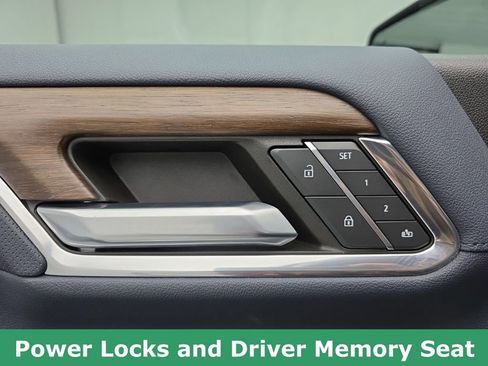 Used 2023 Chevrolet Silverado 1500 High Country w/ High Country Premium Package image 23