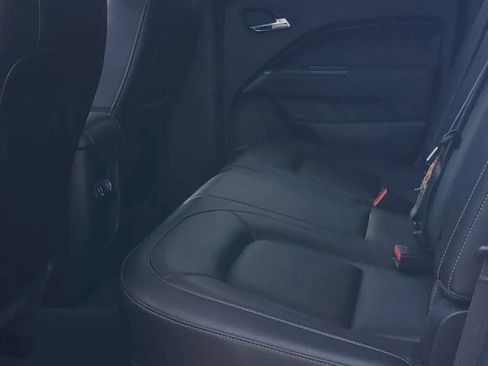 Used 2019 Chevrolet Colorado ZR2 image 11